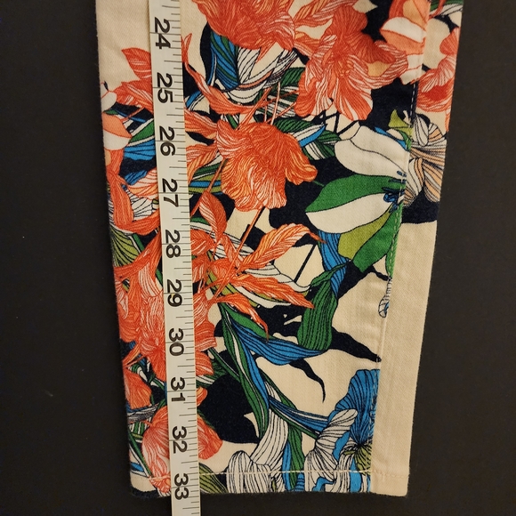 Preowned Chico Jeggings Ankle, Floral, Women's Size 0.5, USA 6P Good - Picture 10 of 14